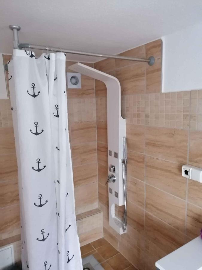 Apartment In Sehlen/Insel Ruegen 3067 ภายนอก รูปภาพ