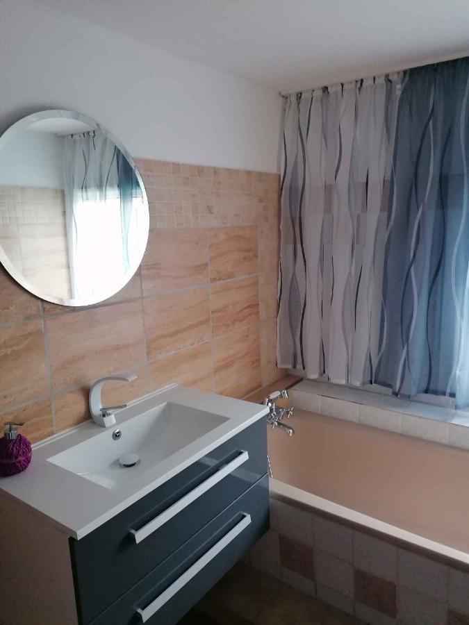 Apartment In Sehlen/Insel Ruegen 3067 ภายนอก รูปภาพ